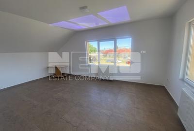 Apartament cu 2 camere semidecomandat, mobilat în Central - 1