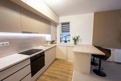 Apartament cu 2 camere decomandat în Independenței - 2