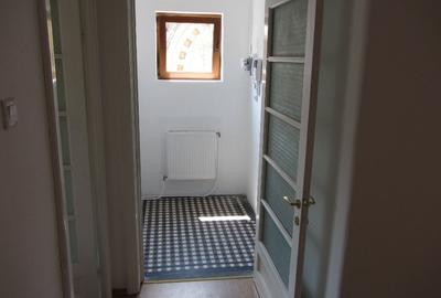 Apartament cu 4 camere semidecomandat în Calea Călărașilor - 9