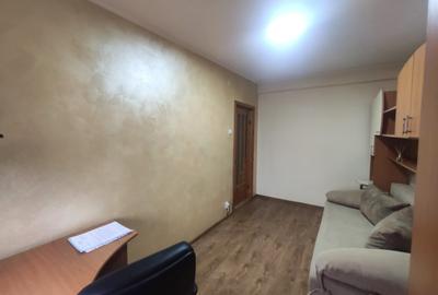 Apartament trei  camere complet renovat zona Sud - 5