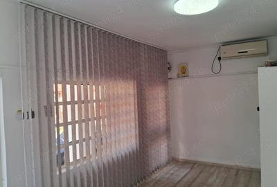 Spațiu comercial, de 40 mp, în Central - 6