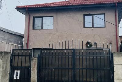 Casă cu 6 camere în Obor - 9