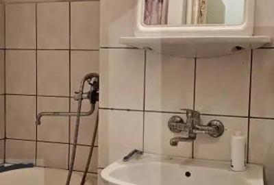 Apartament cu 2 camere semidecomandat în Simeria - 3