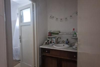 Universitate - Vasile Lascar - Apartament 3 camere - centrala termica - 2 gr san - 17