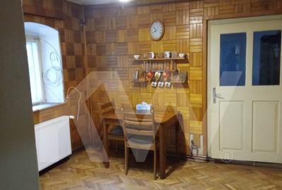 Casa de vanzare in centrul Cisnadiei - oportunitate excelenta! - 4