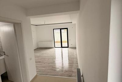 Casă cu 3 camere cu Teren 250 Mp în Central - 18