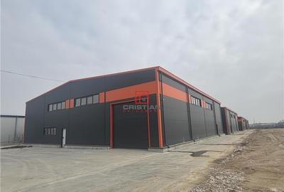 Spațiu comercial, de 2,380 mp, în Central