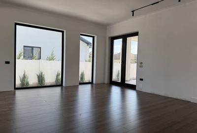 Casă cu 4 camere în Central - 5