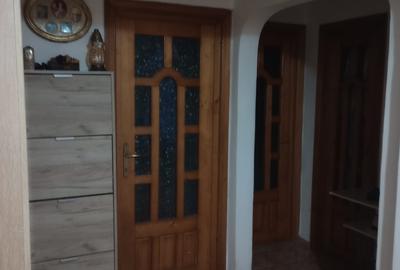 Apartament 3 camere la strada zona Bucovina - 1