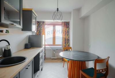 De inchiriat apartament 2 camere - ultracentral, loc de parcare,lift - 2