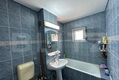 Apartament de vanzare cu 3 camere 66 mp, 2 balcoane zon - 1