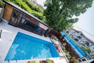 Exclusiv! Pensiune 6 camere - Vama Veche - Centru - 245.000 euro ( Cod E8) - 1