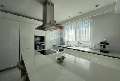 Apartament cu 4 camere decomandat în Central - 7