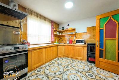 Casă individuală cu 6 camere cu Canalizare în Exterior Sud - 5