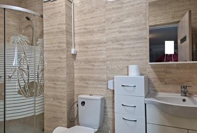 Inchiriez apartament 2 camere in zona 1Mai - 1