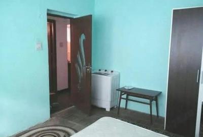 Garsonieră decomandată în Central - 2