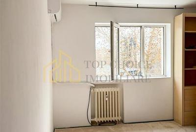 Garsonieră decomandată, mobilată în Tei - 3