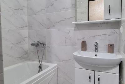 Garsonieră în Titan - 1