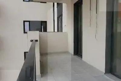 Apartamaent 3 camere+ loc parcare subterana zona MEHALA - 2