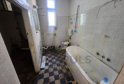 Casă individuală cu 4 camere cu Canalizare în Complex Studențesc - 6