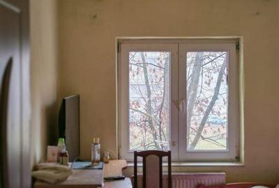 Apartament cu 4 camere decomandat în Central - 2