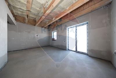 Duplex cu 8 camere cu Teren 350 Mp în Tărlungeni - 20