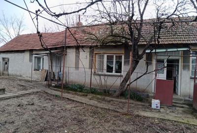 Casă cu 3 camere în Ciulești - 1