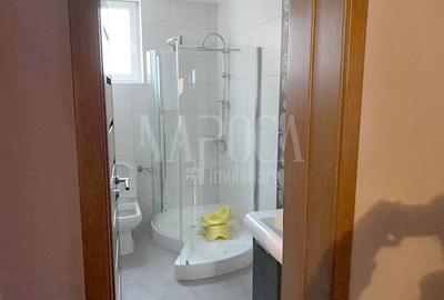 Casă individuală cu 8 camere cu Canalizare în Spitalul Județean - 12