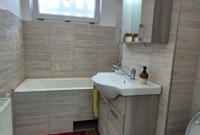 Apartament cu 3 camere în Central - 3