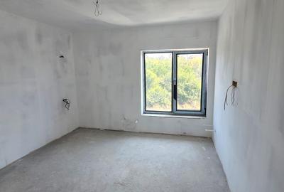 Agigea-Primarie, vila P+1, SD 125 mp, 4 camere, teren in proprietate de 260 mp - 4