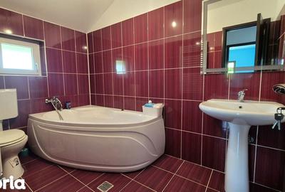 Casă cu 4 camere cu Teren 209 Mp în Central - 18