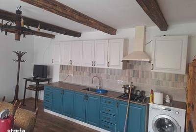 Casă cu 3 camere cu Teren 120 Mp în Central - 2