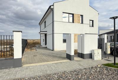 COMISION 0% | Duplex P+ 1 | panouri solare 3,5 kw | în Mosnita Nouă COMISION 0% | Duplex P+ 1 | panouri solare 3,5 kw | în Mosnita Nouă - 1