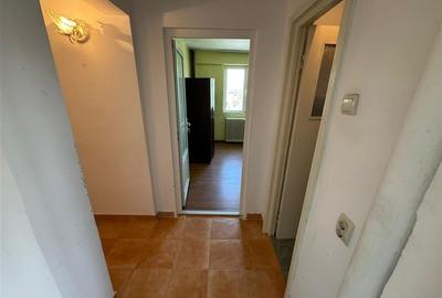 Apartament 3 camere, zona Ultracentrala , etaj 5, liber - 13