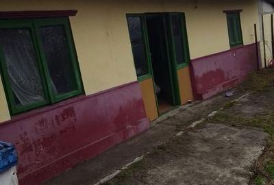 Casă cu 4 camere cu Teren 1400 Mp în Gârbovi - 5