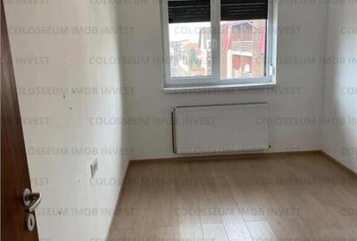 Apartament cu 3 camere, decomandat - zona Tractorul.. - 3