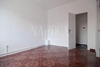 Casă individuală cu 11 camere cu Canalizare în Zorilor - 12