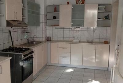 Apartament cu 2 camere decomandat în Calea Aradului - 1