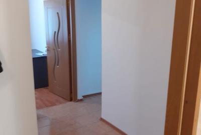 Apartament cu 3 camere decomandat în Prundu - 4