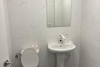 Spatiu de birou 200mp , et 9/10 dotat cu lift , langa metroul Dimitrie Leonida - 14