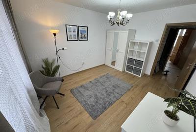 Apartament cu 3 camere decomandat în Central - 1