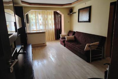 Apartament 3 camere, zona Ambasador, etaj 1 - 12