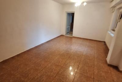 Capitol, imobil P+1, IDEAL BIROURI, 150 mp., curte - 3