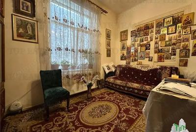 Apartament cu 3 camere semidecomandat în P-ța Victoriei - 3