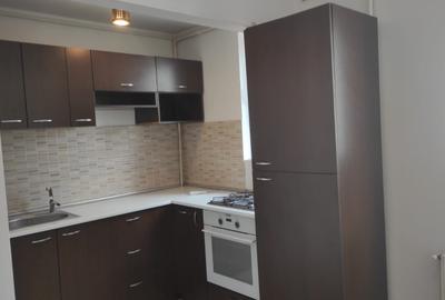 Apartament cu 3 camere în Iancului