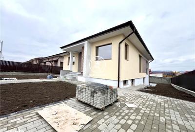 Casă cu 6 camere cu Teren 500 Mp în Miroslava - 12