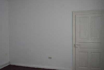 Pitesti - Targul din Vale, Birouri de inchiriat la etaj, ... - 10