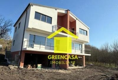 Duplex 145 mp , semifinisat, teren liber incepant cu 160 mp , Chinteni .