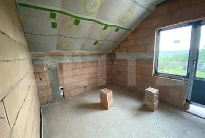 Casă cu 4 camere cu Teren 700 Mp în Aghireș - 15