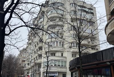 Apartament cu 3 camere decomandat în Decebal - 1